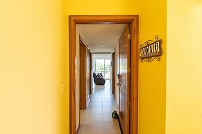 Sleeps 6 Views Beach 1 Block