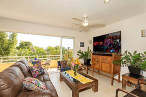 Sleeps 6 Views Beach 1 Block