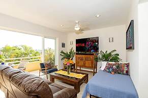 Sleeps 6 Views Beach 1 Block