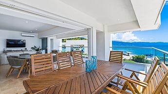 Beachfront Private Pool Theatre Room Views