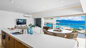 Beachfront Private Pool Theatre Room Views
