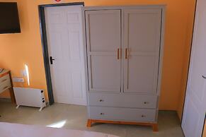 Bataung Guest House