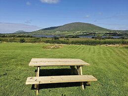 Cosy Cahirciveen Villa - Stunning Views