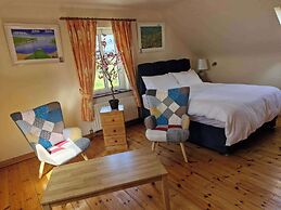 Cosy Cahirciveen Villa - Stunning Views