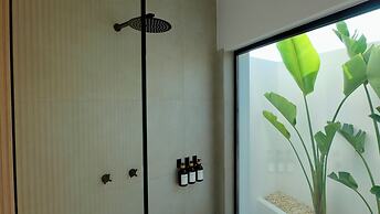 EBLI'7. HOTEL BOUTIQUE