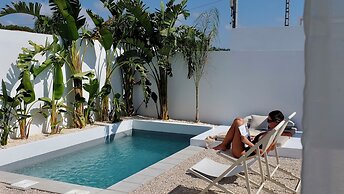 EBLI'7. HOTEL BOUTIQUE