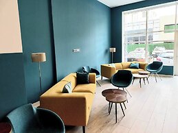 Deluxe Two Bedroom Condo & Pool on 5th Floor