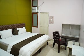Shree Puram Guest House