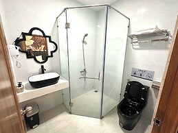 Luxury Place Hotel