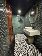 Luxury Place Hotel