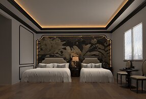 Luxury Place Hotel