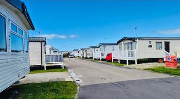 Family Caravan In Cala Gran
