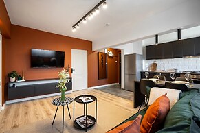 Artful & Light-Filled 2BR on Calea Victoriei - Prime Central Spot