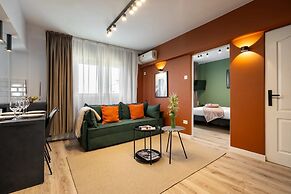 Artful & Light-Filled 2BR on Calea Victoriei - Prime Central Spot