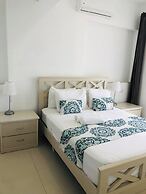 Ducassi Rooftop Pool Beach Suites