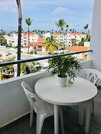 Ducassi Rooftop Pool Beach Suites