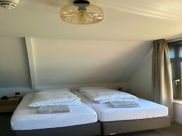 Group Accommodation for 36 Guests