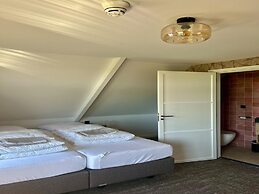 Group Accommodation for 36 Guests