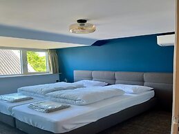 Luxury Group Retreat in Nature