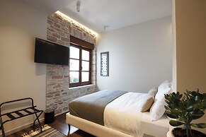 Stitch&Stone Suites
