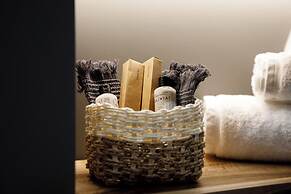 Stitch&Stone Suites