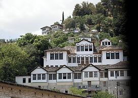 Stitch&Stone Suites
