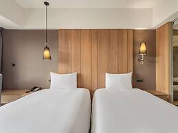 CHECK inn SELECT - Taipei NeiHu