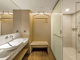 CHECK inn SELECT - Taipei NeiHu