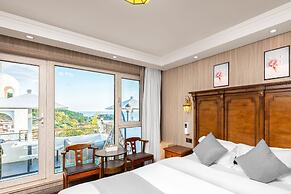 Laoshan Swan Castle Vacation Garden B&B