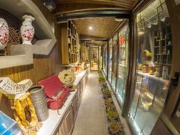 Laoshan Swan Castle Vacation Garden B&B
