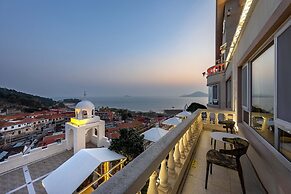 Laoshan Swan Castle Vacation Garden B&B