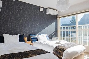 Niseko Powder Chalet