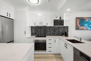 One BR Mediterranean Escape at Burleigh