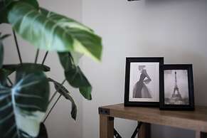 Theai 1-Bedroom Apartment in Athens