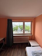 2-Rent Group Hostel Apartments HAN53