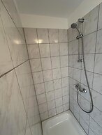 2-Rent Group Hostel Apartments HAN53