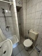 2-Rent Group Hostel Apartments HAN53
