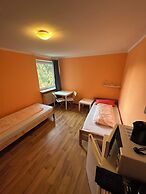 2-Rent Group Hostel Apartments HAN53