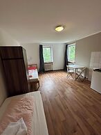 2-Rent Group Hostel Apartments HAN53