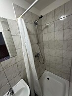 2-Rent Group Hostel Apartments HAN53