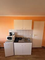 2-Rent Group Hostel Apartments HAN53