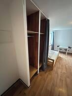 2-Rent Group Hostel Apartments HAN53