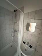 2-Rent Group Hostel Apartments HAN53
