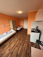 2-Rent Group Hostel Apartments HAN53