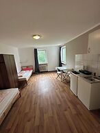2-Rent Group Hostel Apartments HAN53