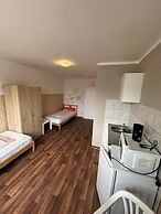 2-Rent Group Hostel Apartments HAN53