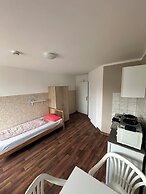 2-Rent Group Hostel Apartments HAN53