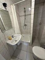 2-Rent Group Hostel Apartments HAN53