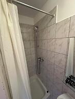 2-Rent Group Hostel Apartments HAN53