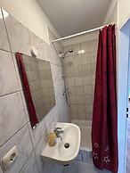 2-Rent Group Hostel Apartments HAN53